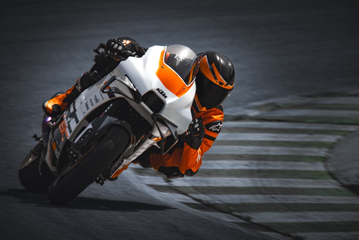 KTM RC 8C