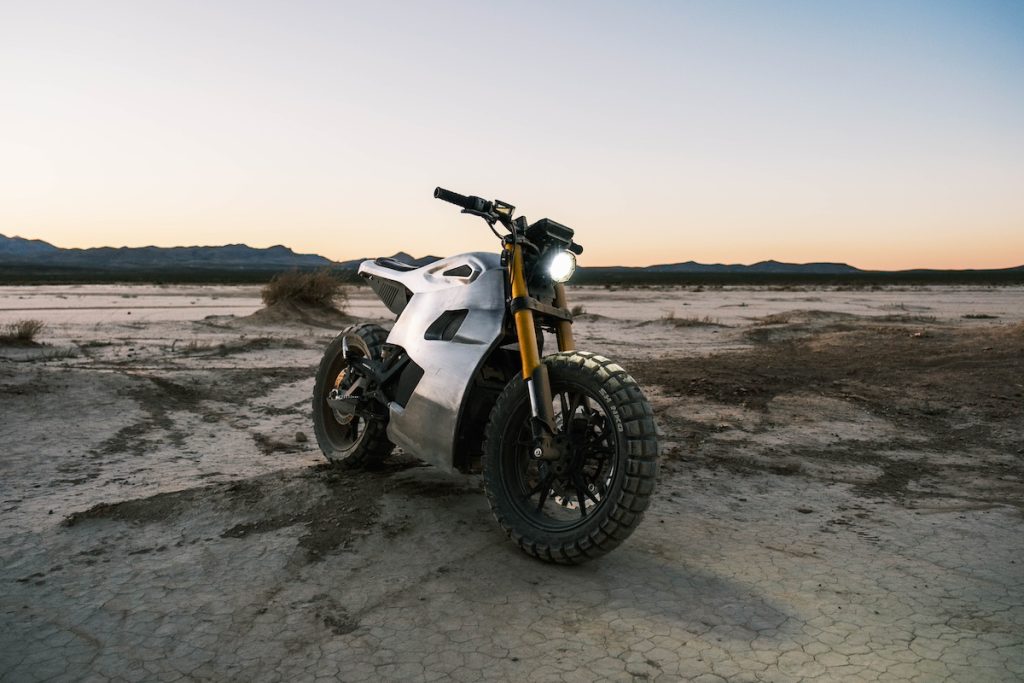 Sosa Custom Ryvid Anthem Electric Motorcycle