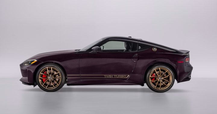 Nissan Z Heritage Edition Package Celebrates a ’90s Legend