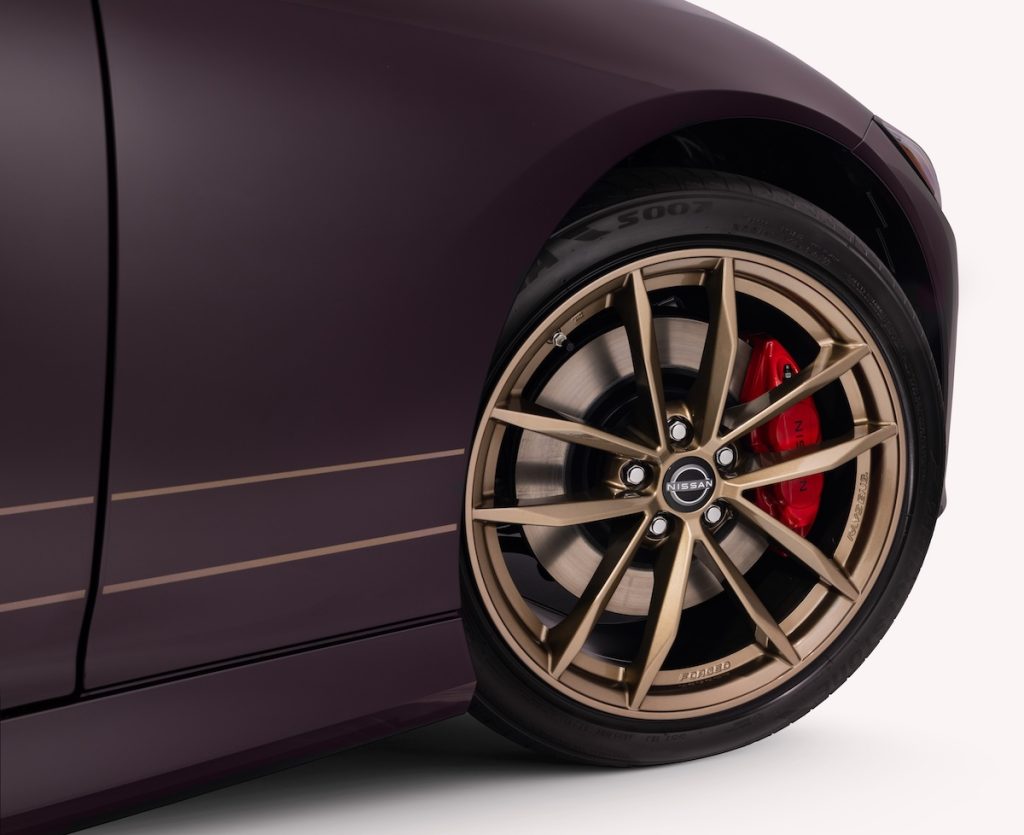 Nissan Z Heritage Edition Package