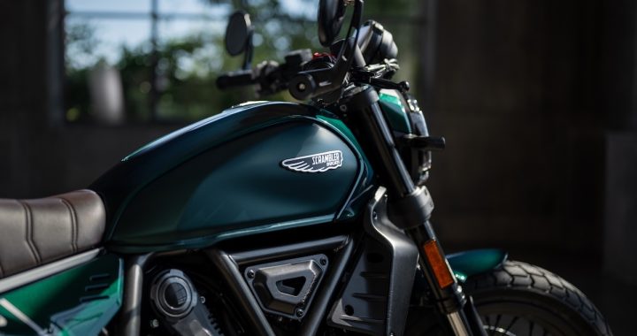 2026 Ducati Scrambler Nightshift: Emerald Green Rebellion