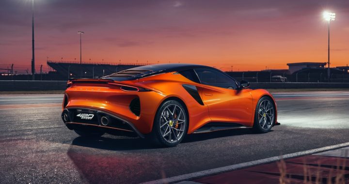 Lotus Emira 420 Sport: Lighter, Faster, More Aerodynamic