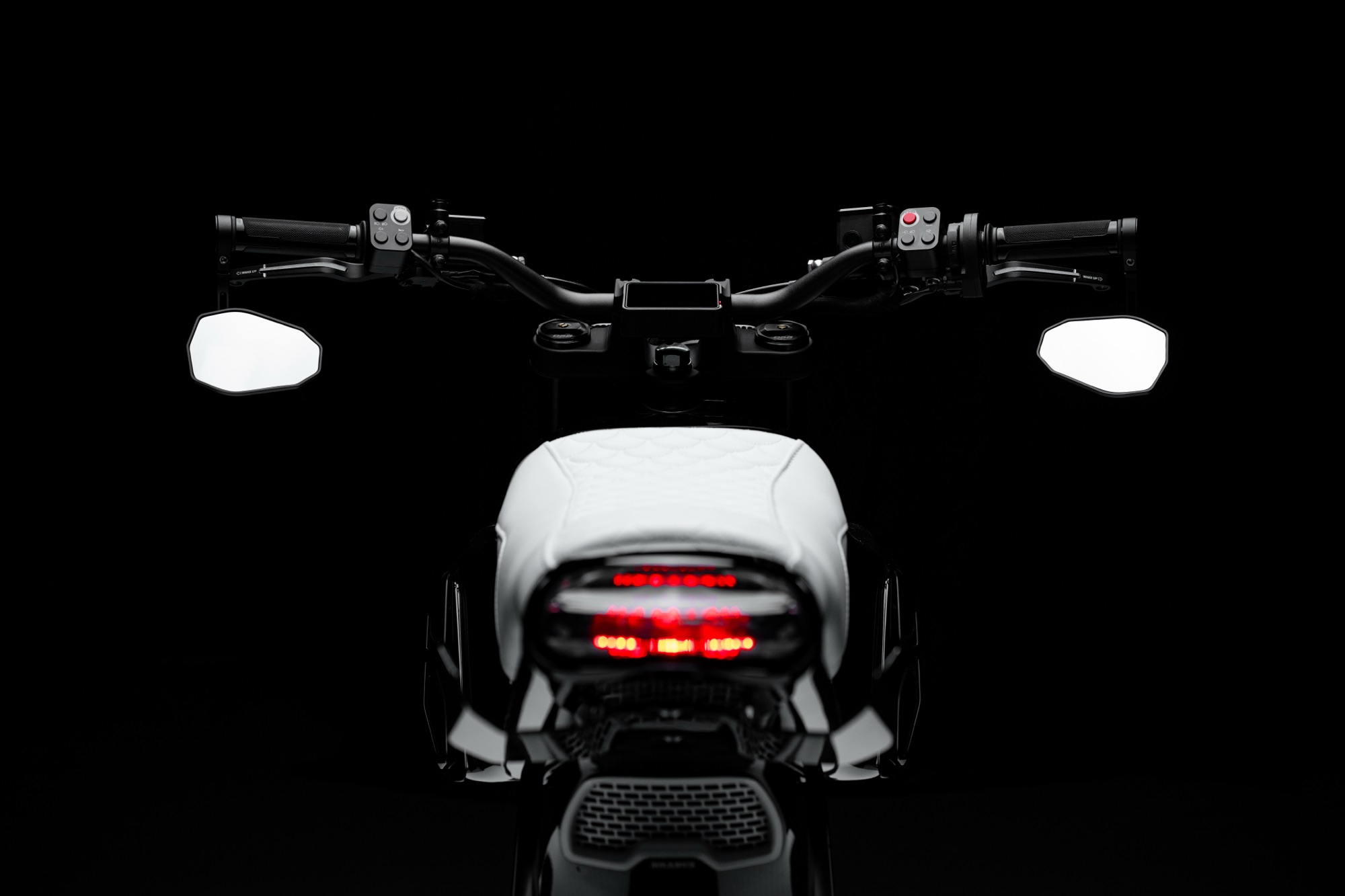 BRABUS URBAN E Fragment Edition